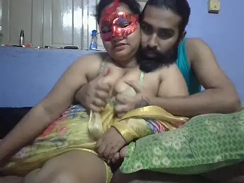 Naina1994 online show from May 2026 08:50:02 PM