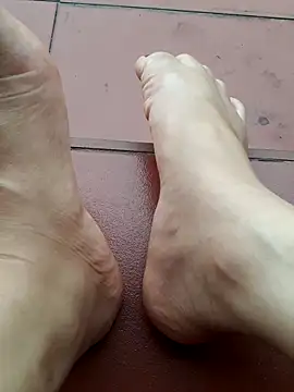 Snapshot of -Bianmi- chatting on April 2026 01:11:02 AM -Bianmi- online show from April 2026 01:11:02 AM