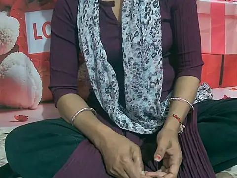 Simran hot1 online show from March 2026 01:24:01 PM