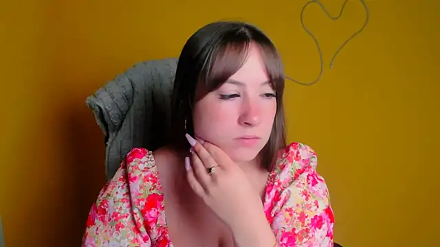 Snapshot of Tiffani_Angel chatting on June 2026 05:27:01 AM Tiffani Angel online show from June 2026 05:27:01 AM