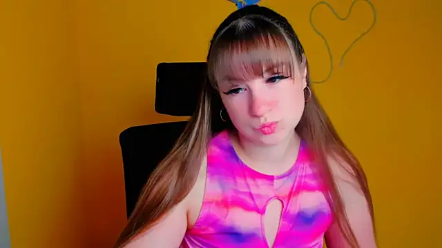 Snapshot of Tiffani_Angel chatting on May 2026 05:58:02 AM Tiffani Angel online show from May 2026 05:58:02 AM