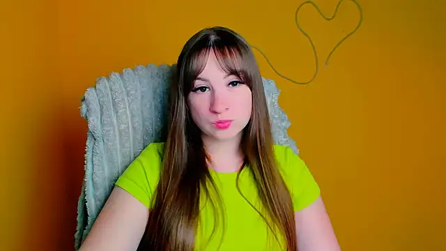 Snapshot of Tiffani_Angel chatting on May 2026 05:21:02 PM Tiffani Angel online show from May 2026 05:21:02 PM
