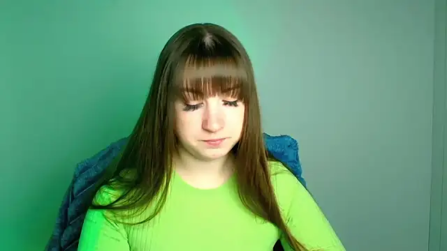 Snapshot of Tiffani_Angel chatting on April 2026 05:43:02 AM Tiffani Angel online show from April 2026 05:43:02 AM