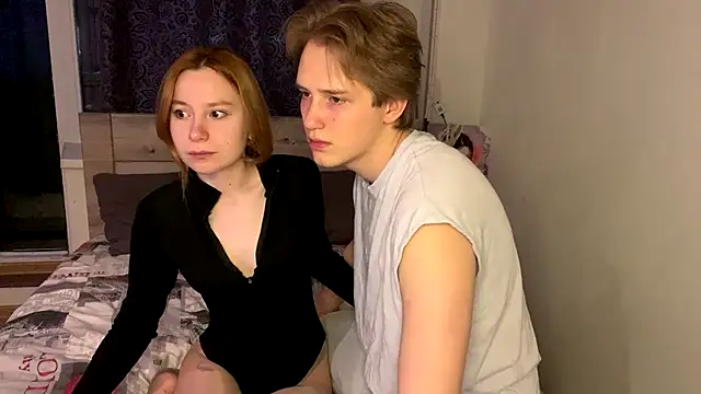 ReynaSweet  online show from July 2026 10:43:02 PM