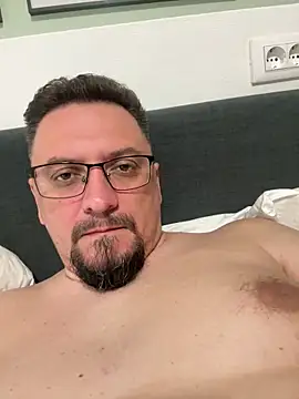 19cmSlave online show from June 2026 07:33:01 PM