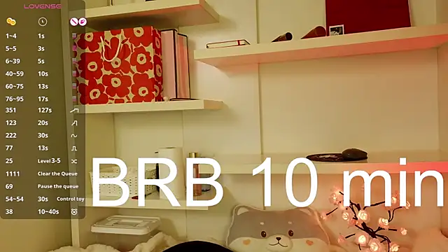 DollieJenni online show from April 2026 02:57:01 PM