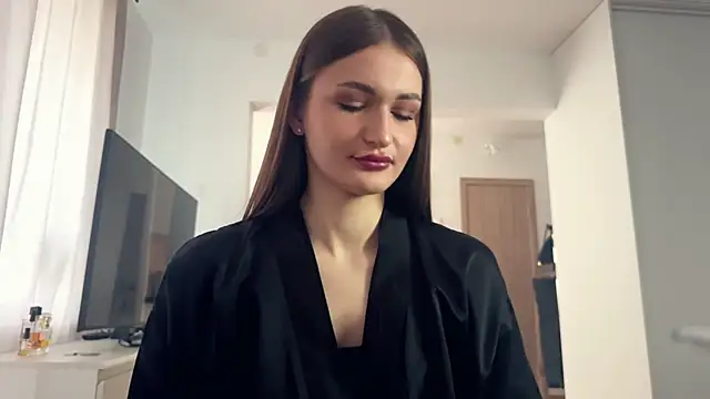 Snapshot of HallieHollo chatting on April 2026 06:09:01 AM HallieHollo online show from April 2026 06:09:01 AM