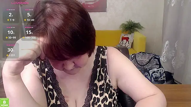 Snapshot of QUEEN02030 chatting on July 2026 03:12:02 PM QUEEN02030 online show from July 2026 03:12:02 PM