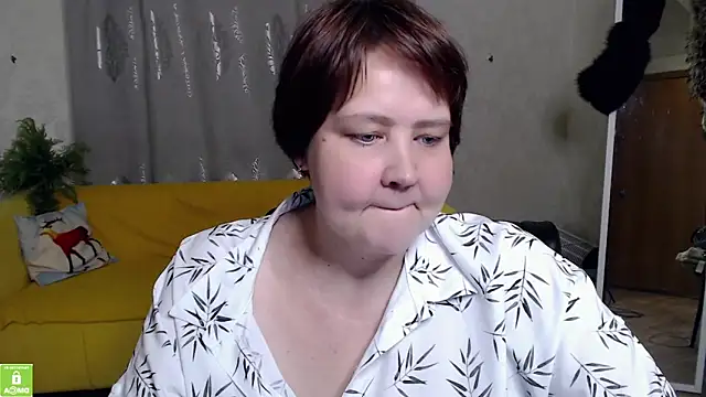 QUEEN02030 online show from April 2026 03:08:01 PM