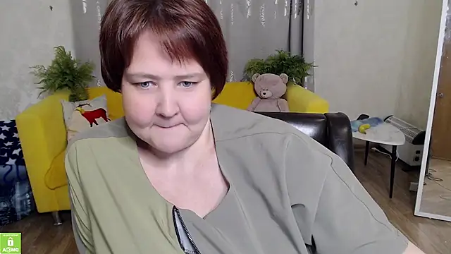 QUEEN02030 online show from April 2026 03:19:02 PM