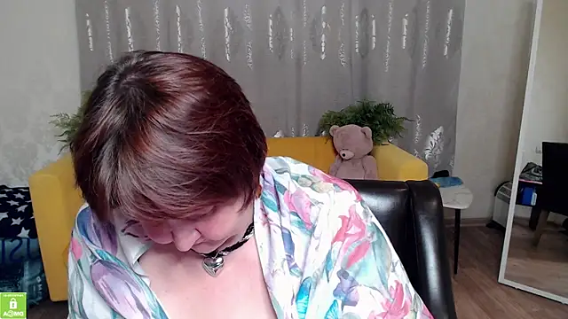 QUEEN02030 online show from May 2026 10:41:01 AM