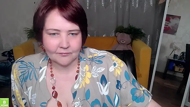 Snapshot of QUEEN02030 chatting on June 2026 10:14:01 AM QUEEN02030 online show from June 2026 10:14:01 AM
