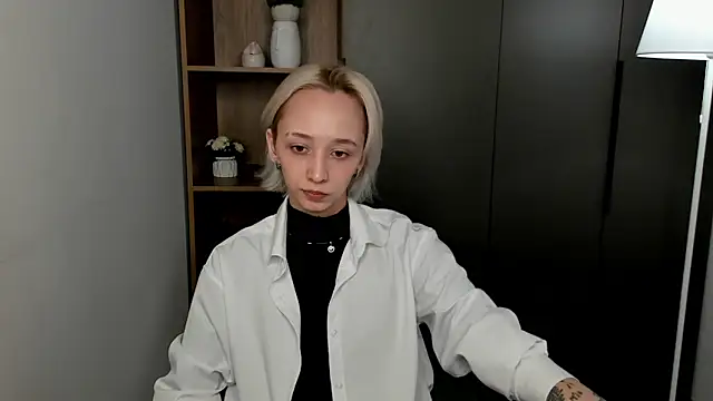 Snapshot of TeshaDurrell chatting on March 2026 08:49:02 AM TeshaDurrell online show from March 2026 08:49:02 AM