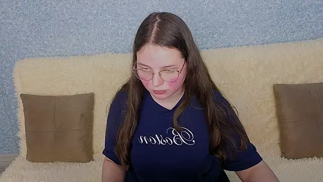 SofiDreamm online show from March 2026 12:29:02 PM