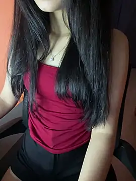 Annie nii online show from April 2026 09:11:02 PM