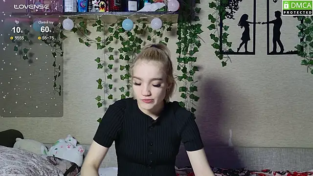 Girl Meow18 online show from June 2026 12:48:02 AM