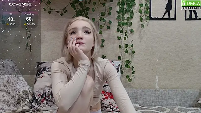 Girl Meow18 online show from June 2026 12:54:01 AM