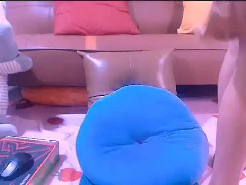 YAIIIYAIII online show from April 2026 12:23:01 PM