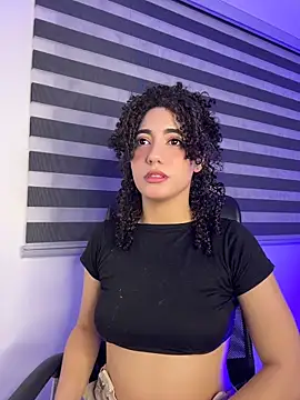 Odett Khastoff online show from April 2026 05:13:01 AM