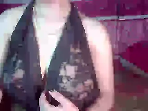 Snapshot of Kiara56 chatting on April 2026 06:26:01 AM Kiara56 online show from April 2026 06:26:01 AM