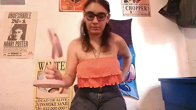 Ellaa honey online show from July 2026 07:18:02 PM