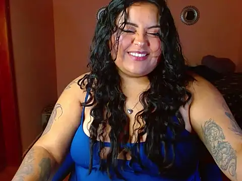LunaAddittion online show from May 2026 11:32:01 PM