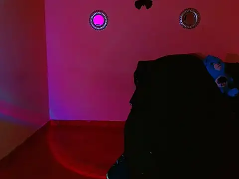 LunaAddittion online show from May 2026 02:23:02 PM