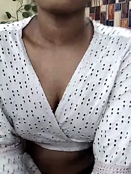 BlushingBunny  online show from April 2026 05:41:02 PM