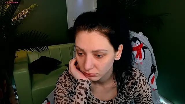 Ophyrix online show from April 2026 02:57:02 PM