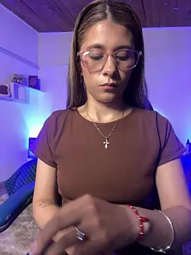 SaraRoads online show from April 2026 09:39:01 PM