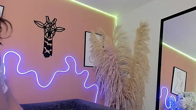 Snapshot of Lolaa_Bunny__ chatting on April 2026 12:17:02 PM Lolaa Bunny online show from April 2026 12:17:02 PM