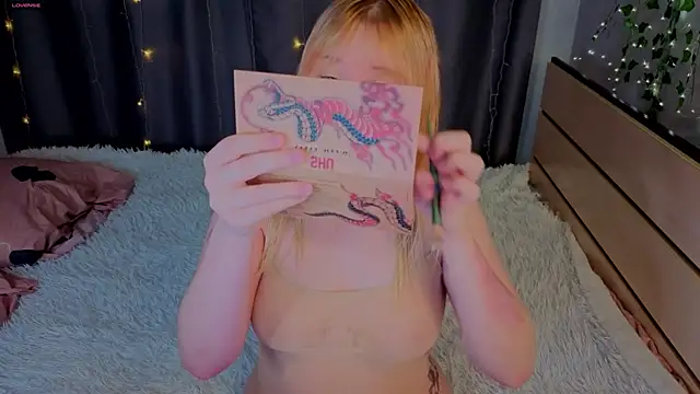 unburnedgirl online show from May 2026 03:30:01 PM