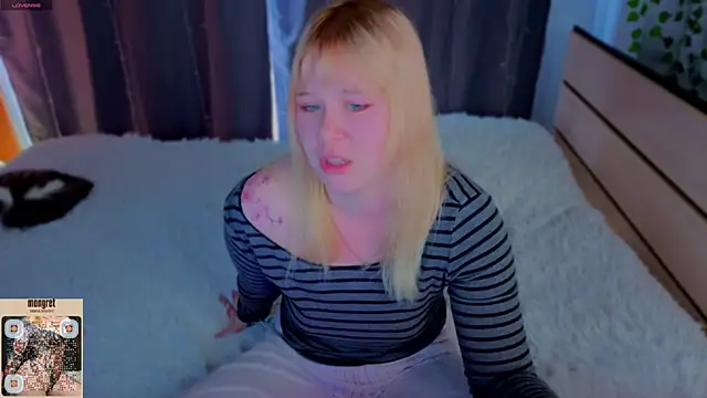 unburnedgirl online show from May 2026 07:23:01 AM