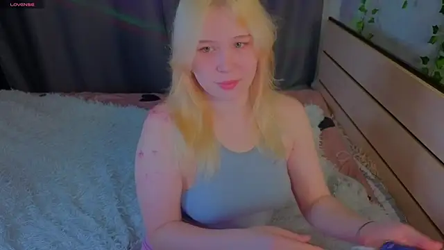 unburnedgirl online show from July 2026 03:46:02 PM