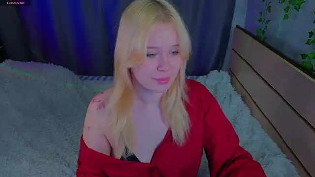 unburnedgirl online show from July 2026 03:20:02 PM