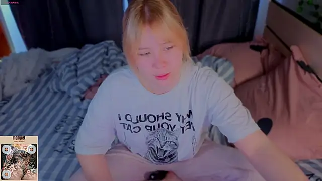 unburnedgirl online show from May 2026 02:10:03 AM