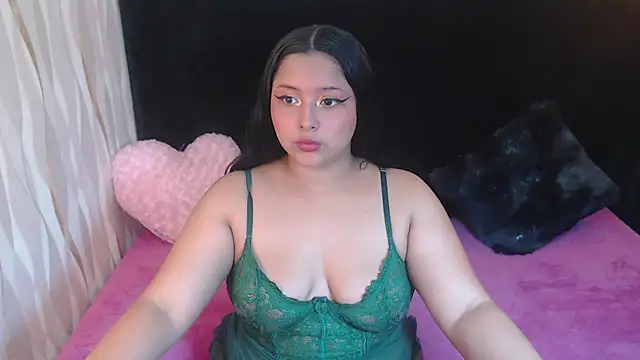 KamylaBiker online show from May 2026 01:32:01 AM