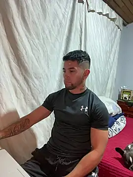 Snapshot of Sexmuscle17 chatting on July 2026 09:03:01 PM Sexmuscle17 online show from July 2026 09:03:01 PM