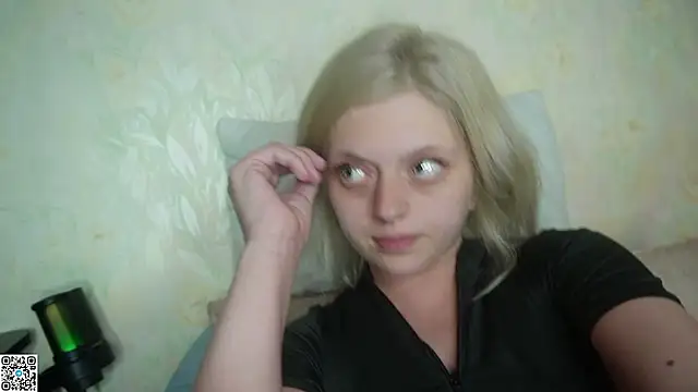 AkinaHaruko online show from June 2026 07:30:02 PM