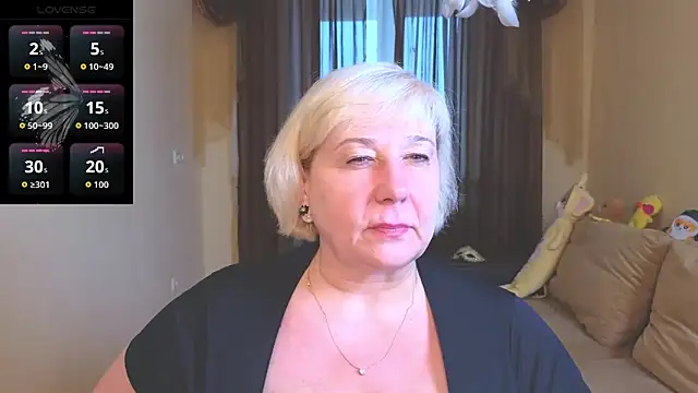 Snapshot of Milane_Milky chatting on April 2026 05:14:02 AM Milane Milky online show from April 2026 05:14:02 AM