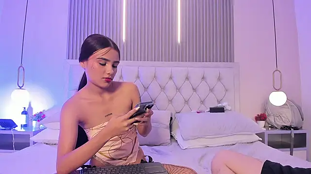 Snapshot of andy_may18 chatting on April 2026 01:34:02 PM andy may18 online show from April 2026 01:34:02 PM