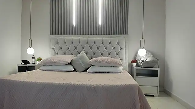 Snapshot of andy_may18 chatting on April 2026 01:28:01 PM andy may18 online show from April 2026 01:28:01 PM