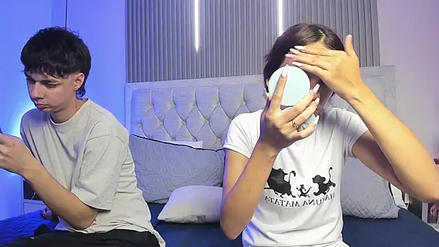 Snapshot of andy_may18 chatting on April 2026 01:27:01 PM andy may18 online show from April 2026 01:27:01 PM