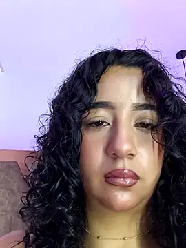 bella swwan  online show from April 2026 01:29:01 PM