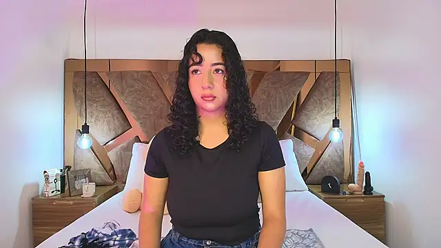 bella swwan  online show from May 2026 04:55:02 PM
