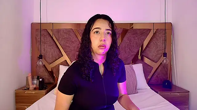 bella swwan  online show from May 2026 01:09:01 PM