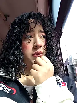 bella swwan  online show from April 2026 01:18:02 PM