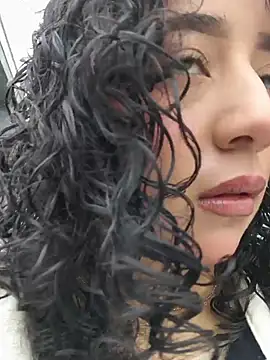 bella swwan  online show from May 2026 01:38:01 PM
