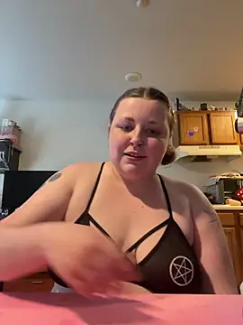 Snapshot of Void_inspace chatting on April 2026 03:24:02 PM Void inspace online show from April 2026 03:24:02 PM