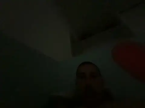 Snapshot of Rebeu_77 chatting on May 2026 01:44:01 PM Rebeu 77 online show from May 2026 01:44:01 PM